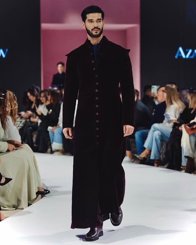 Fashion stage walk