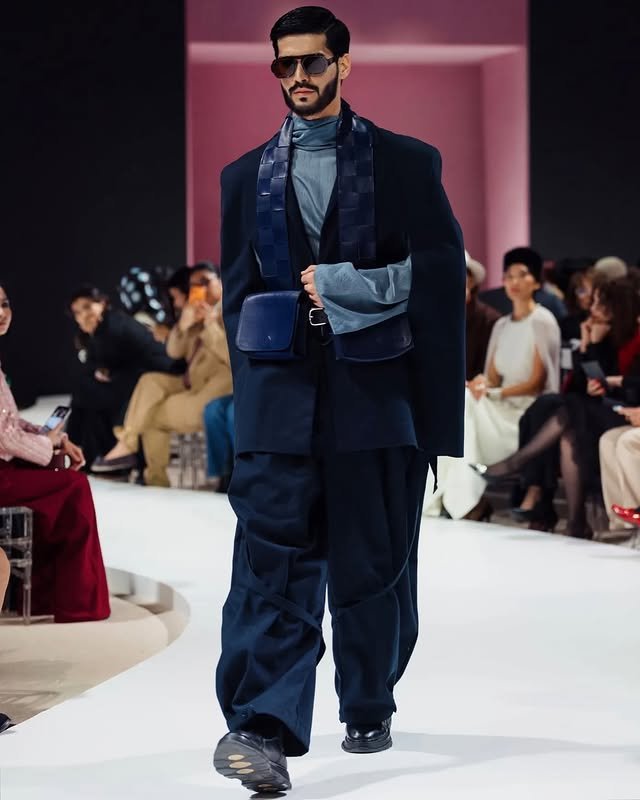 Stage fashion presentation